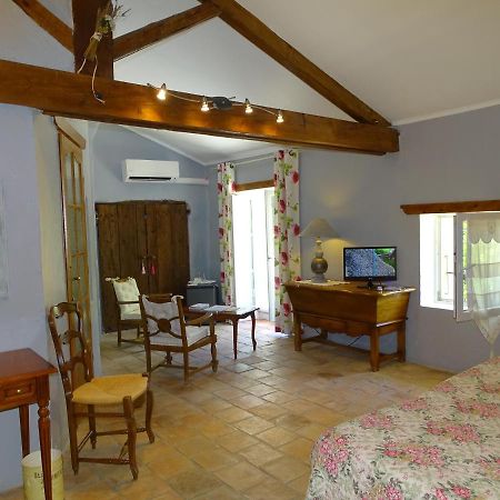 Bastide Des Princes B&B Caderousse Extérieur photo