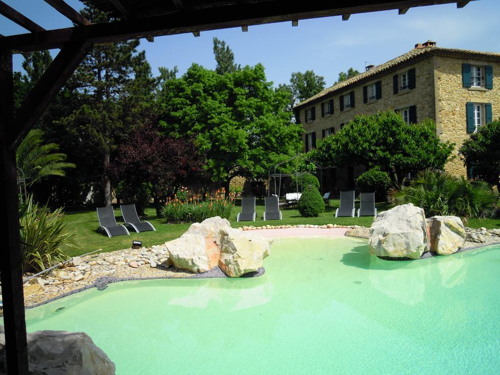 Bastide Des Princes B&B Caderousse Extérieur photo