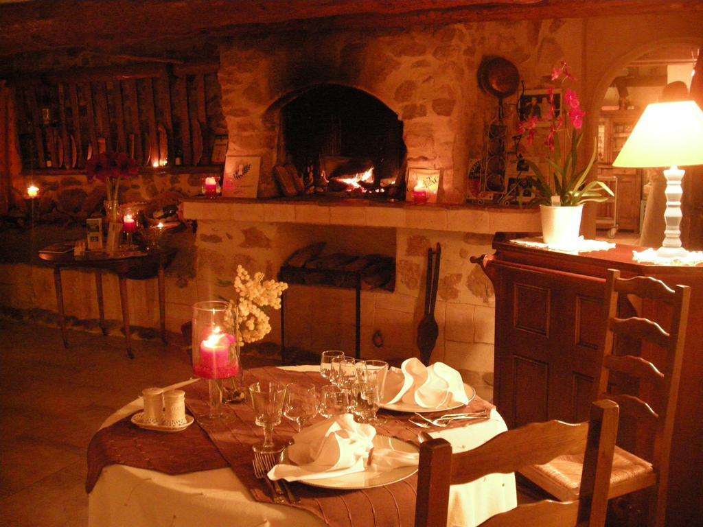 Bastide Des Princes B&B Caderousse Extérieur photo