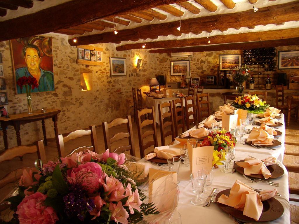 Bastide Des Princes B&B Caderousse Extérieur photo