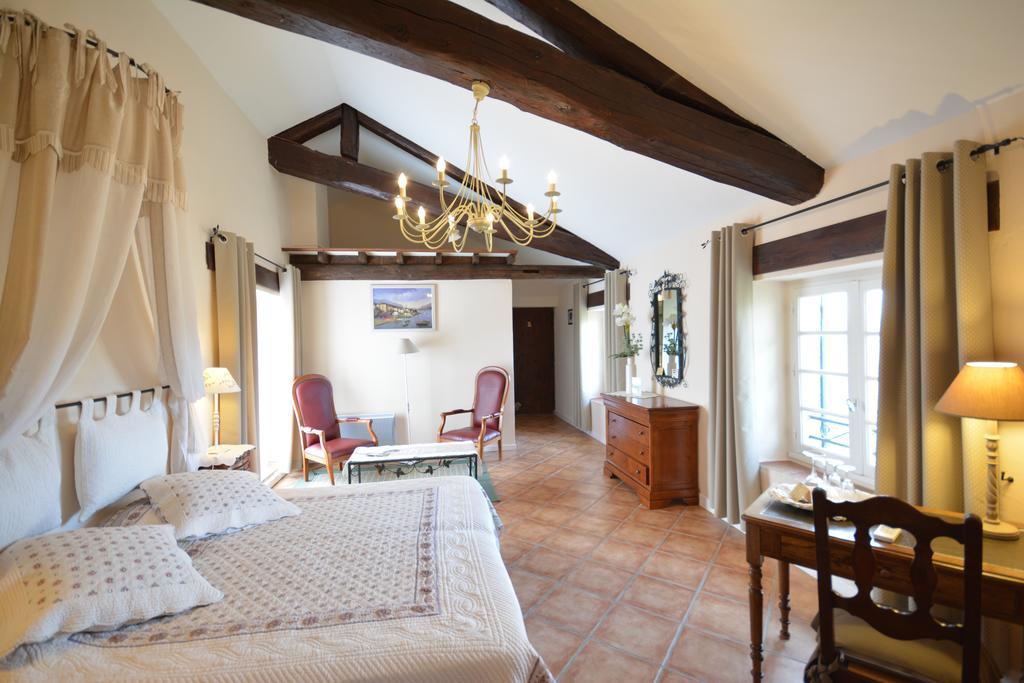 Bastide Des Princes B&B Caderousse Extérieur photo